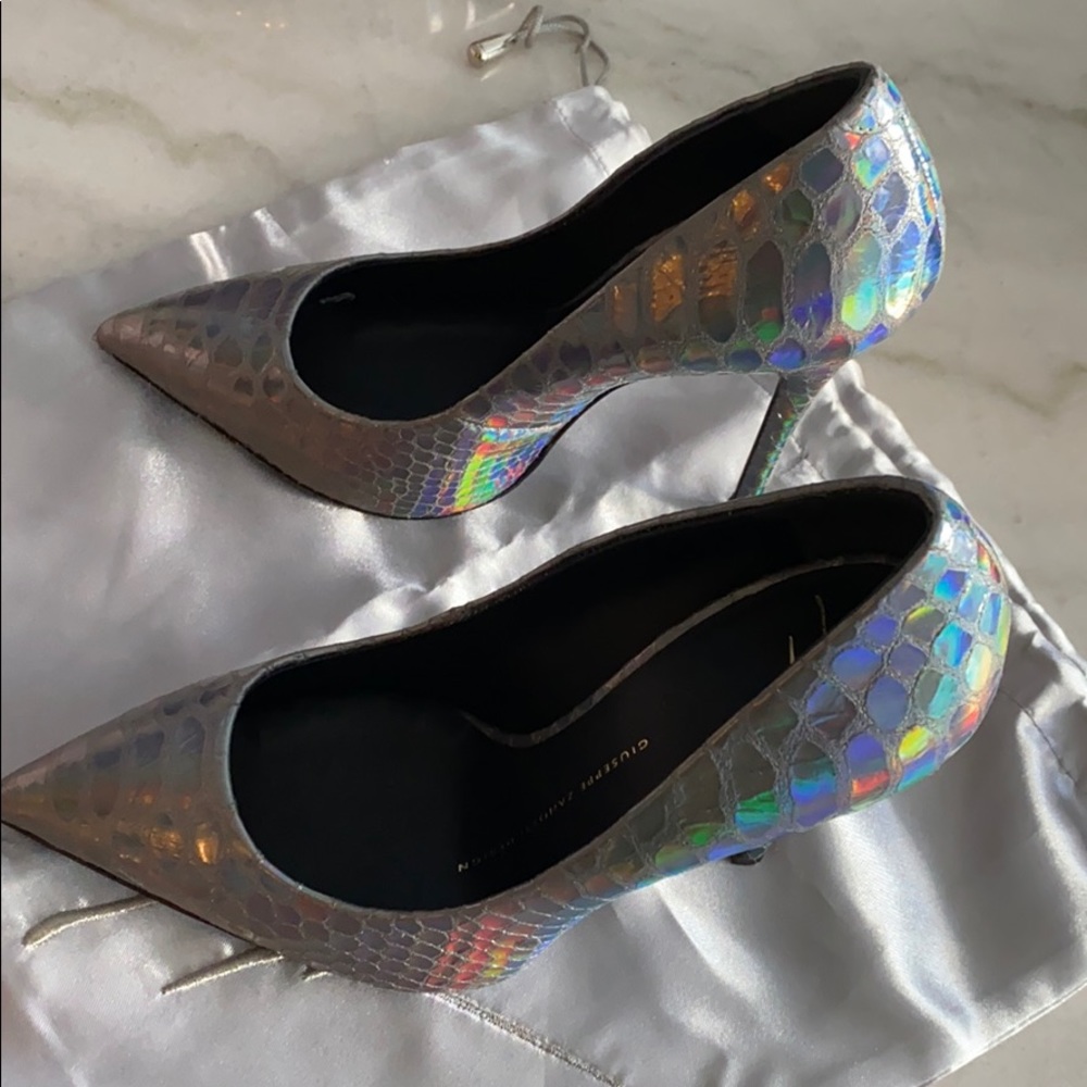 Giuseppe Zanotti Mirrored Leather Silver Pumps